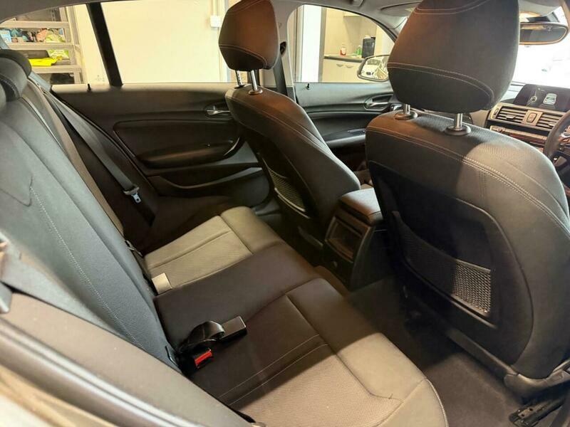 BMW 1 Series 116D Edition Black #32