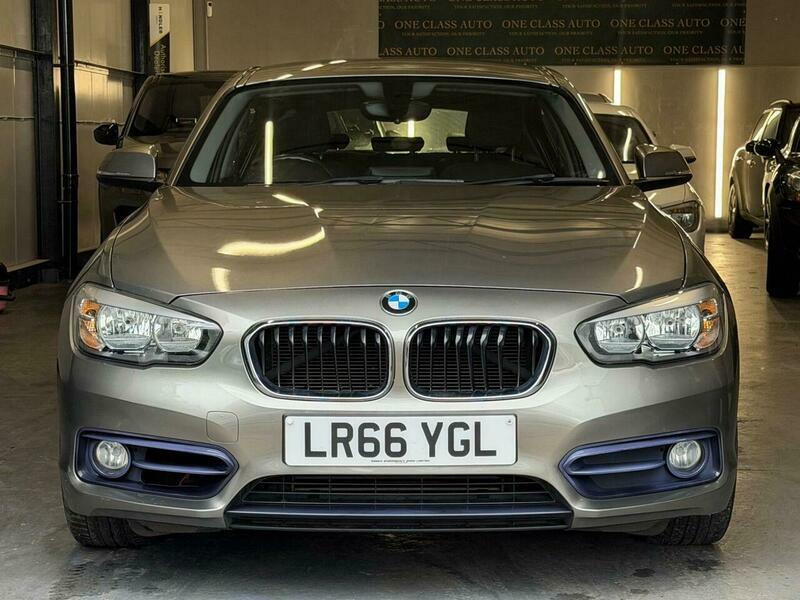 BMW 1 Series 116D Edition Black #3