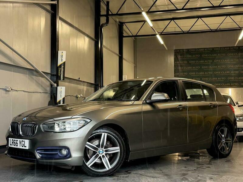 BMW 1 Series 116D Edition Black #4