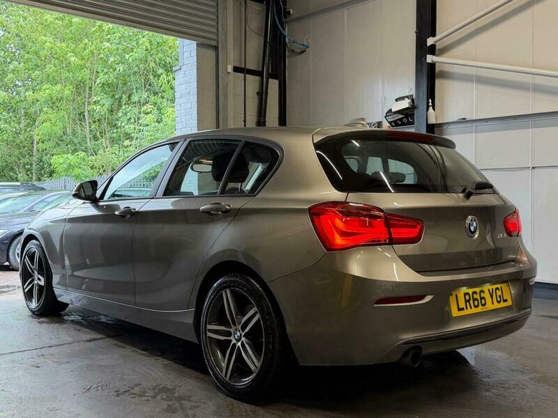 BMW 1 Series 116D Edition Black #5