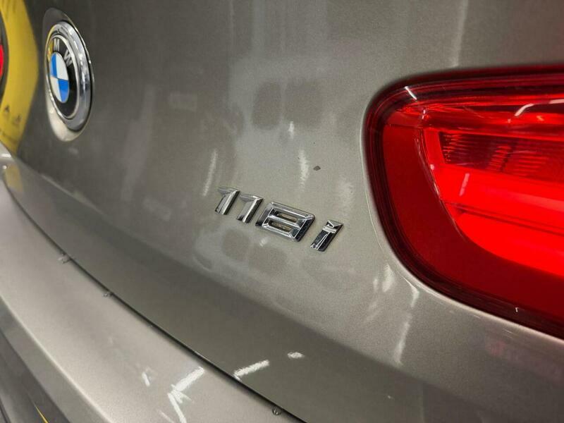 BMW 1 Series 116D Edition Black #36