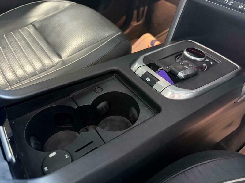 Land Rover Discovery Sport Td4 Se Tech Grey #13