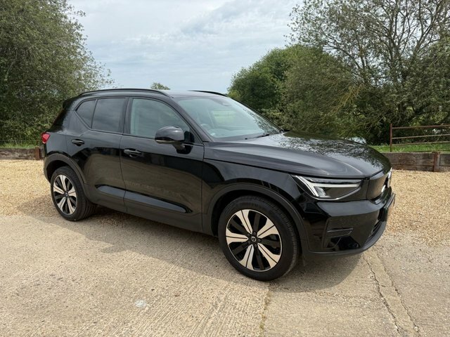 Volvo XC40 Recharge 69Kwh Core Suv 231 Ps BN23SZG Black #4