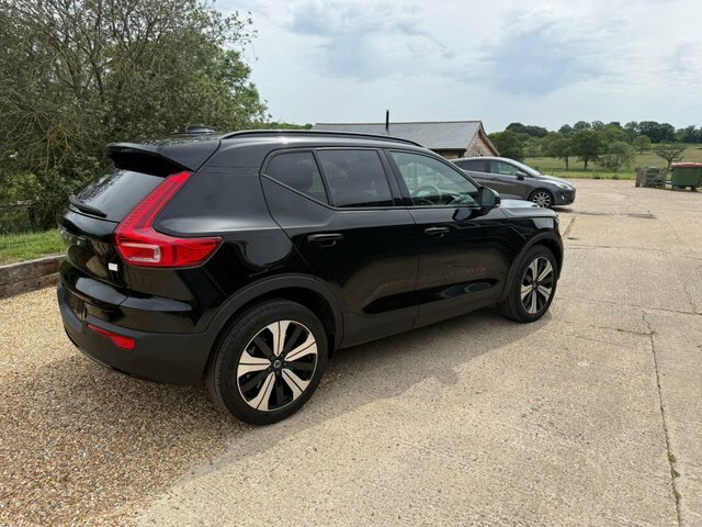 Volvo XC40 Recharge 69Kwh Core Suv 231 Ps BN23SZG Black #6