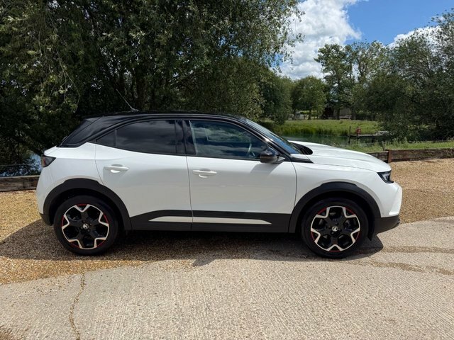 Vauxhall Mokka-e 50Kwh Sri Premium Suv FY22KEJ White #6