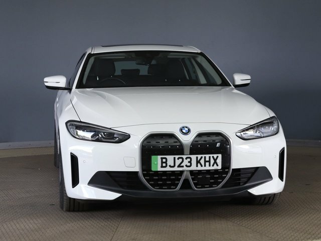 BMW i4 40 83.9Kwh Sport Gran Coupe Edri White #2