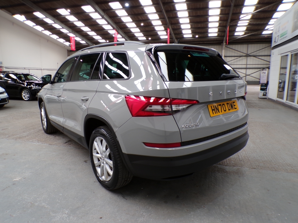 Skoda Kodiaq 1.5 Se Tsi Dsg HN70DWE Grey #5