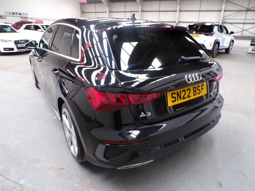 Audi A3 1.0 Sportback Tfsi S Line SN22BSF Black #4
