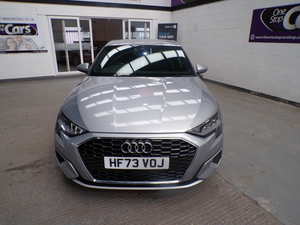 Audi A3 1.5 Sportback Tfsi Sport Mhev HF73VOJ Silver #2