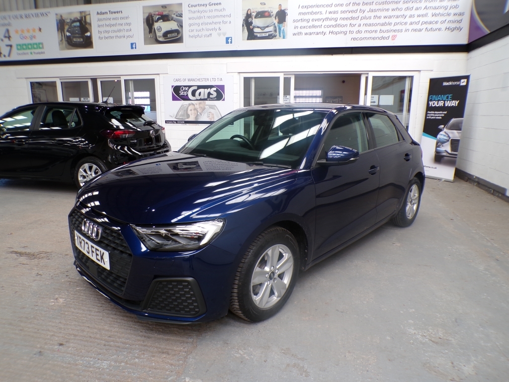Audi A1 1.0 Sportback Tfsi Technik YR73FEK Blue #3