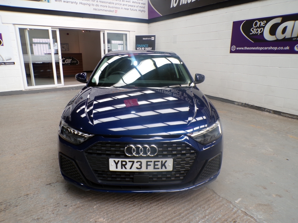 Audi A1 1.0 Sportback Tfsi Technik YR73FEK Blue #2