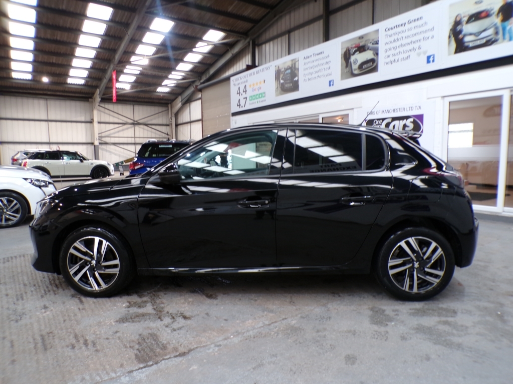 Peugeot 208 1.2 Puretech Allure Premium Plus S S SD23OFX Black #3