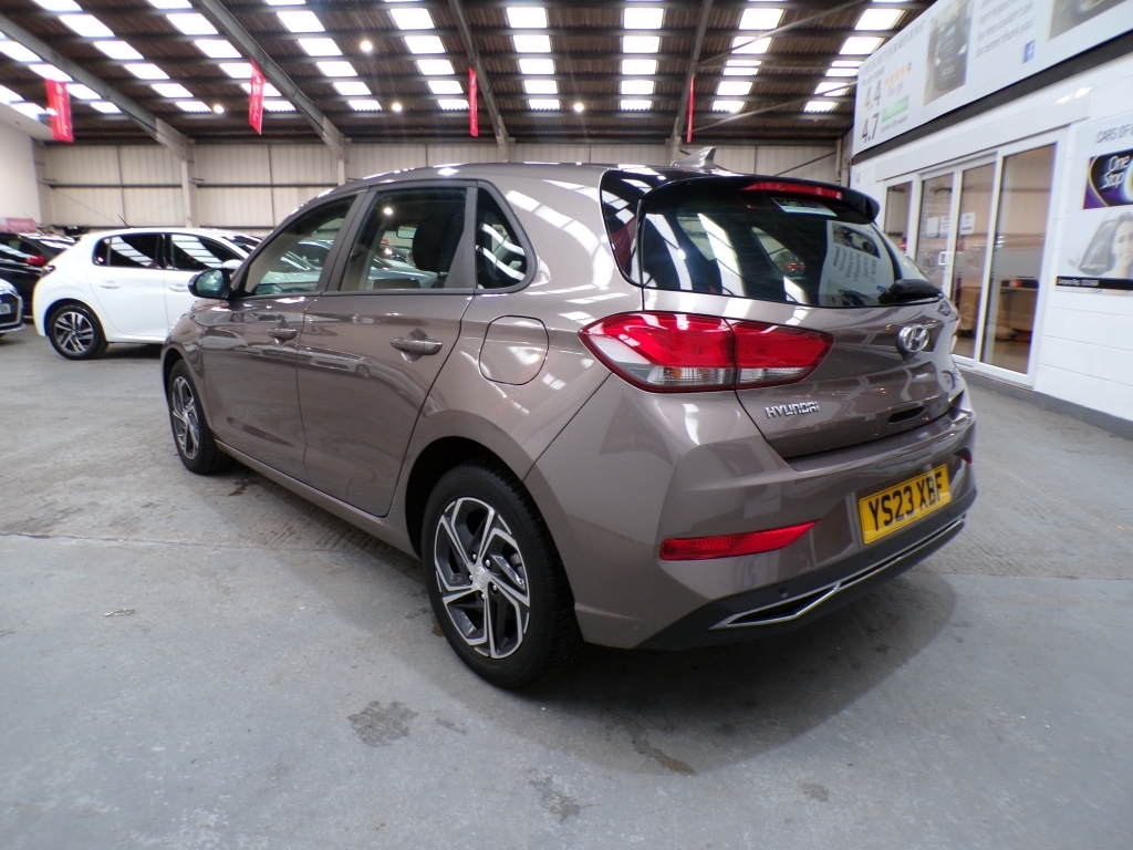 Hyundai I30 1.0 T-gdi Se Connect Mhev #3