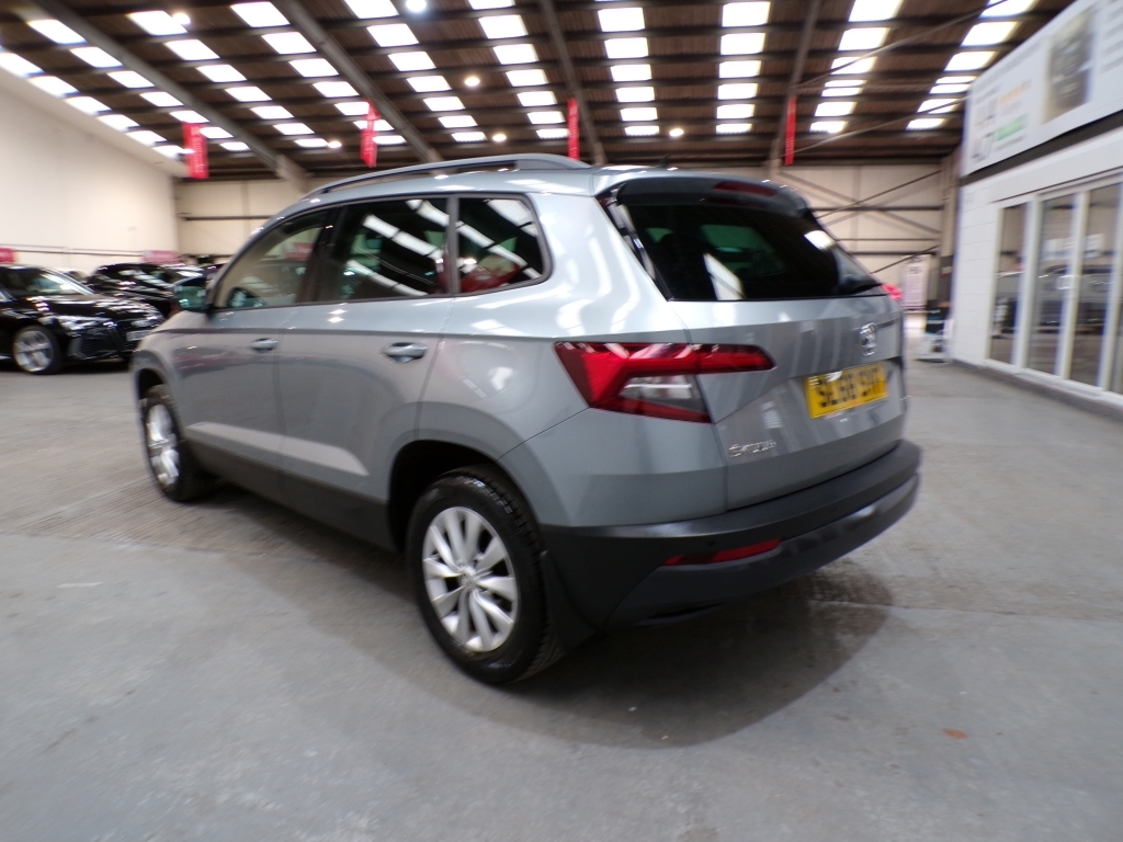 Skoda Karoq 1.0 Se Nav Plus SL68SYF Grey #5