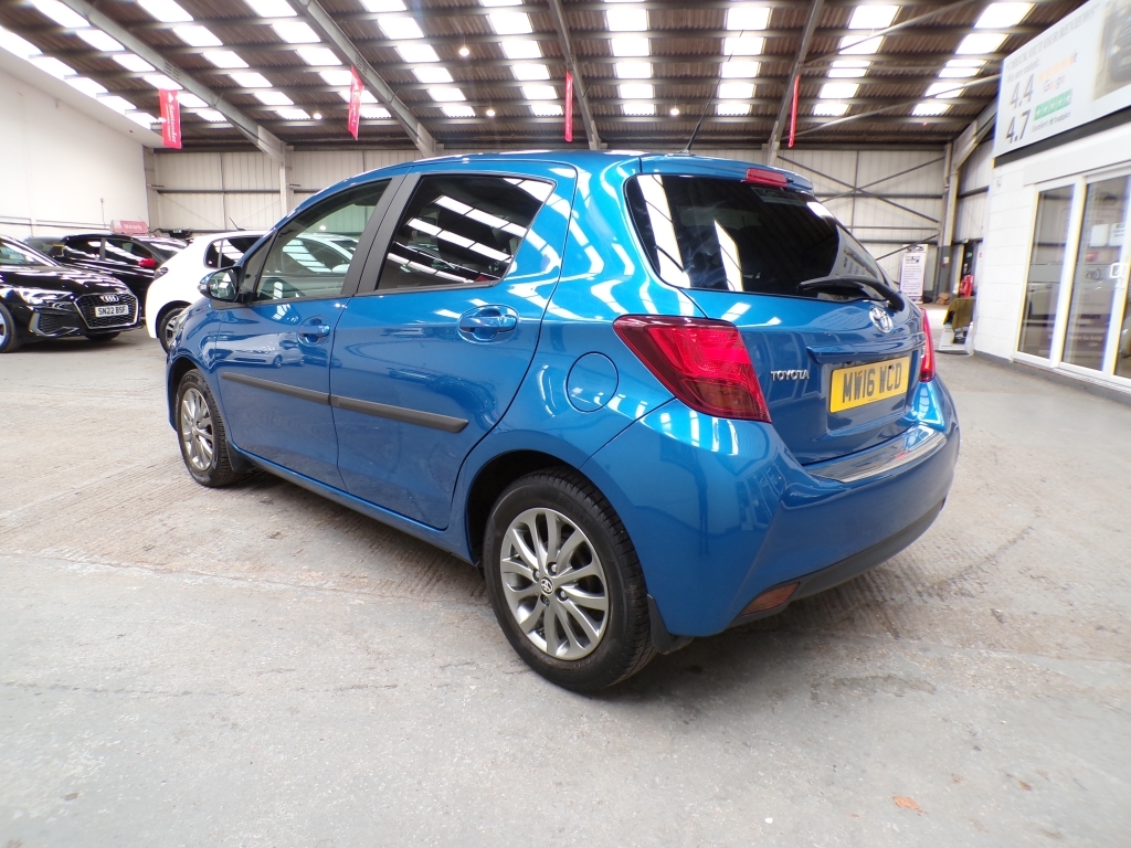 Toyota Yaris 1.3 Vvt-i Icon MW16WCD Blue #3