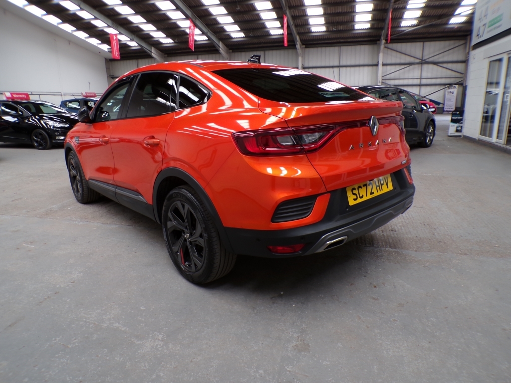 Renault Arkana 1.6 Rs Line E-tech Orange #4