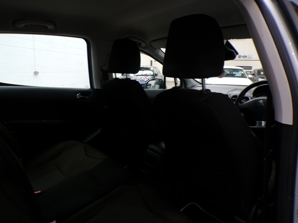 Peugeot 308 Hdi Active Navigation Version Grey #29