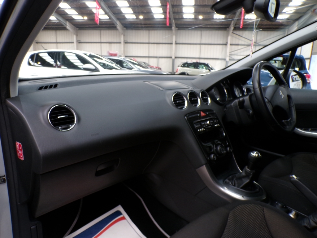 Peugeot 308 Hdi Active Navigation Version Grey #15