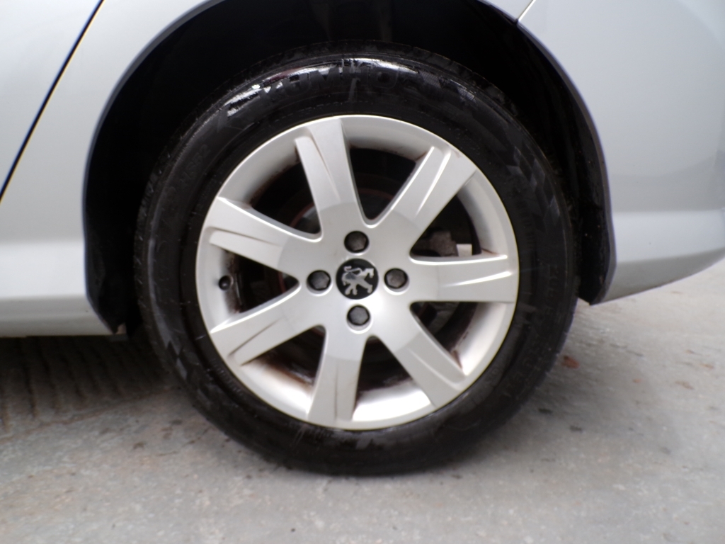 Peugeot 308 Hdi Active Navigation Version Grey #11
