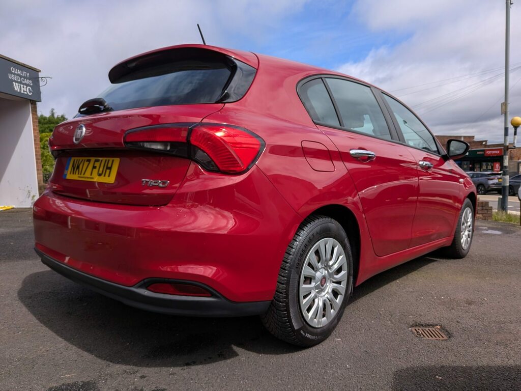 Fiat Tipo 1.4 Mpi Easy Euro 6 Red #4