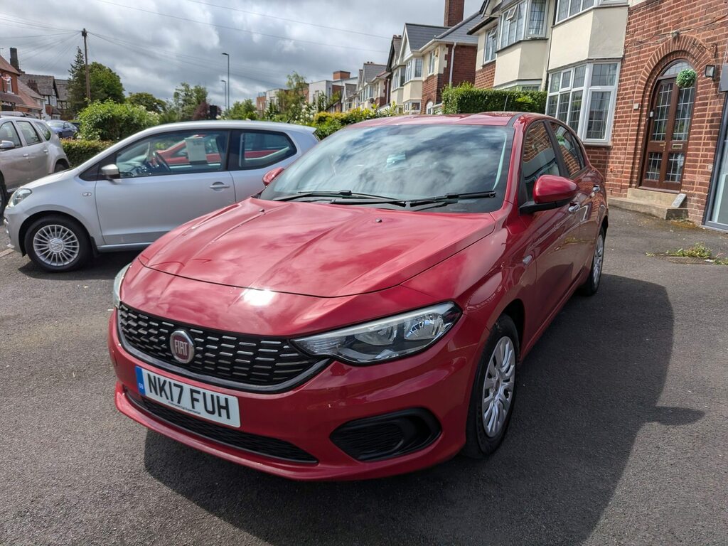 Fiat Tipo 1.4 Mpi Easy Euro 6 Red #6