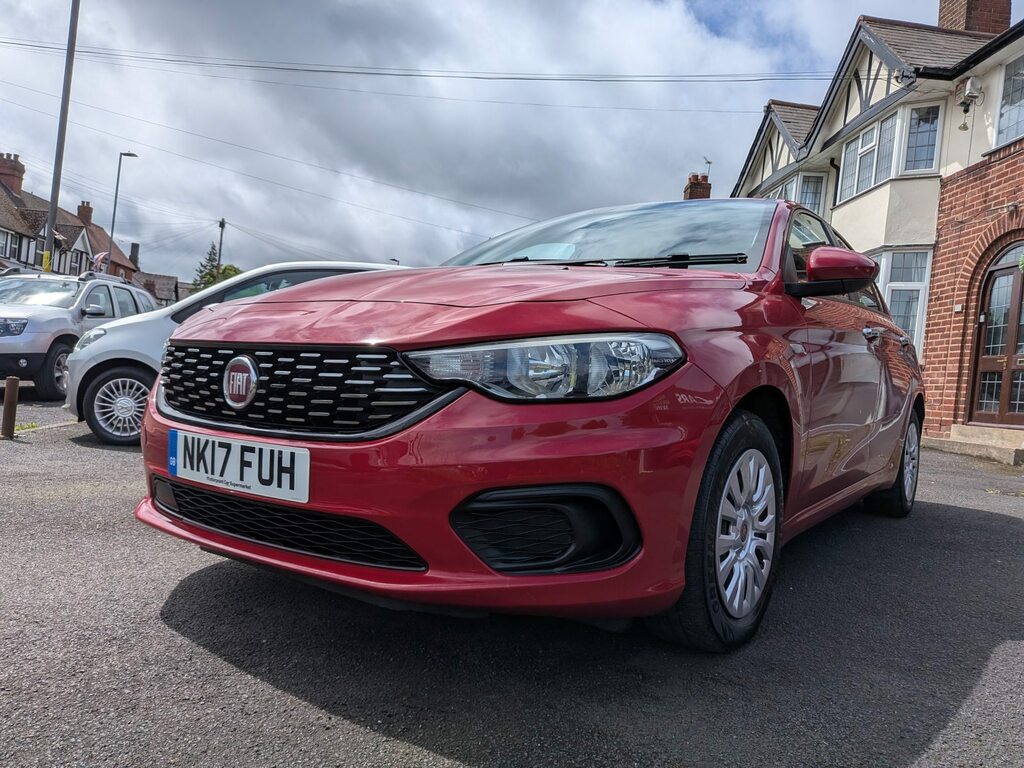 Fiat Tipo 1.4 Mpi Easy Euro 6 Red #2