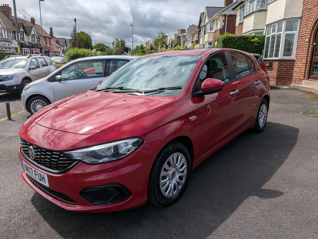 Fiat Tipo 1.4 Mpi Easy Euro 6 Red #5