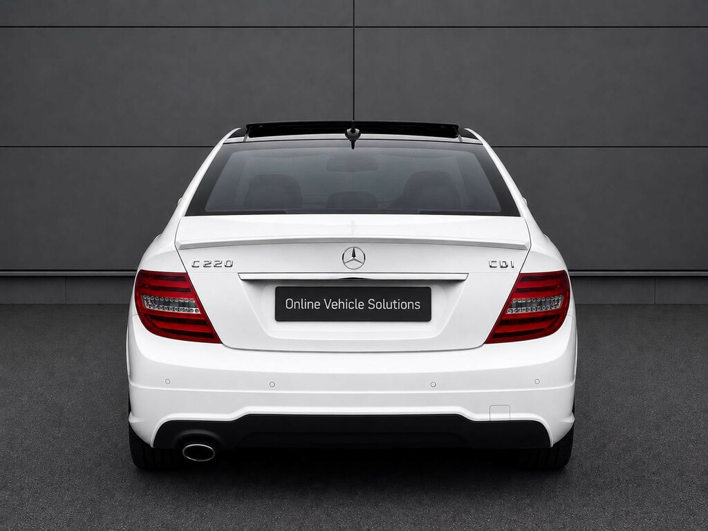 Mercedes-Benz C Class Saloon 2.1 C220 Cdi Amg Sport Plus 2013 PO63GDY White #4