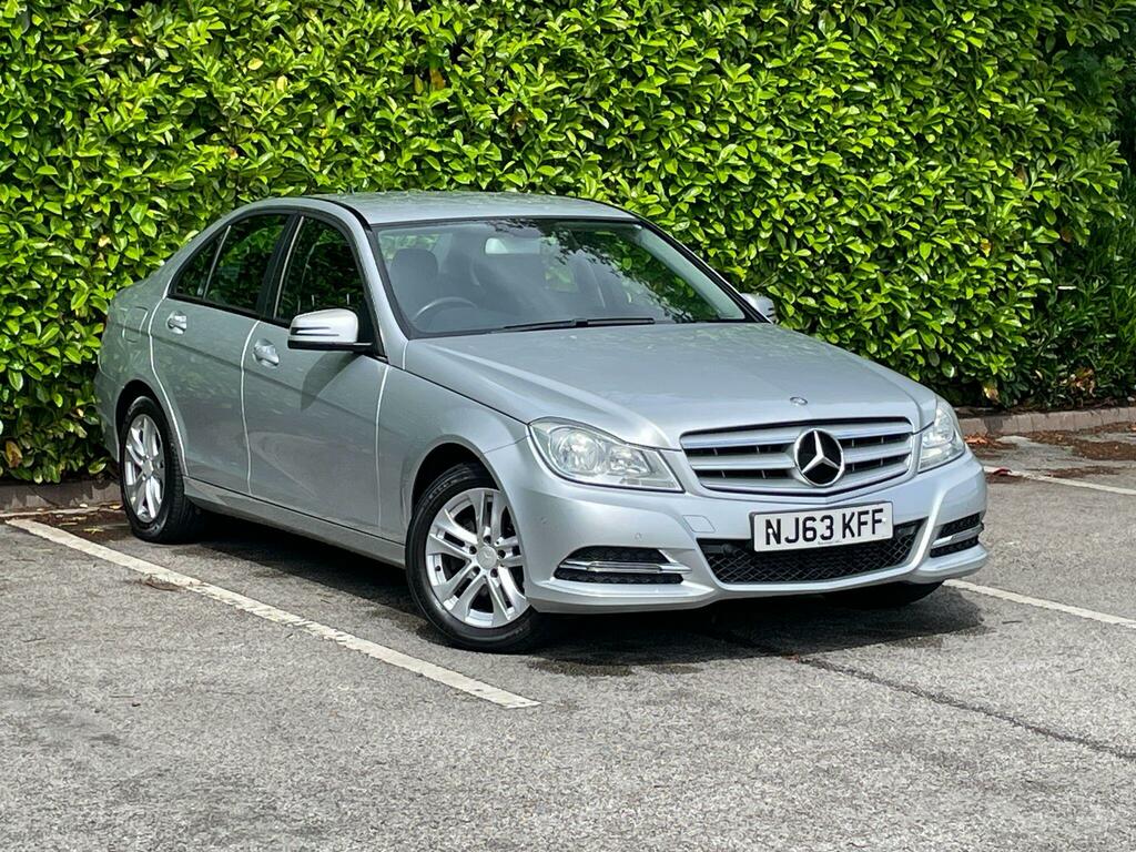Mercedes-Benz C Class Estate 2.1 C220 Cdi Amg Sport Plus 201363 White #1