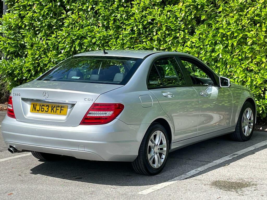 Mercedes-Benz C Class Estate 2.1 C220 Cdi Amg Sport Plus 201363 White #10