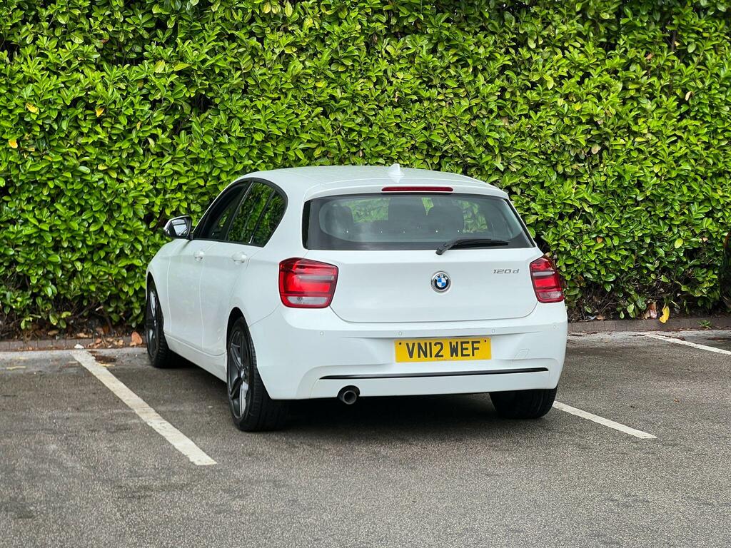 BMW 1 Series Sport White #5