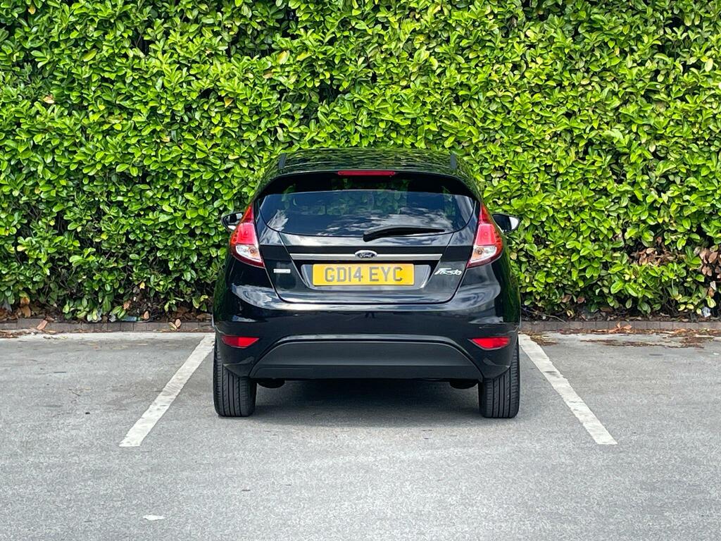 Ford Fiesta Titanium Black #6
