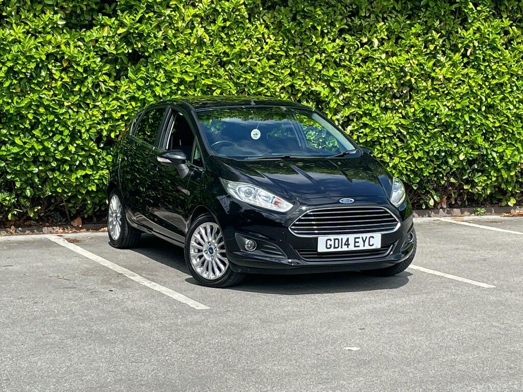 Ford Fiesta Titanium Black