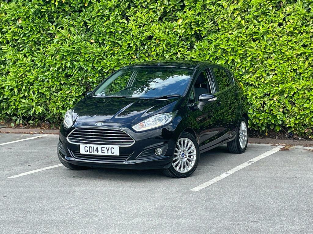 Ford Fiesta Titanium Black #3
