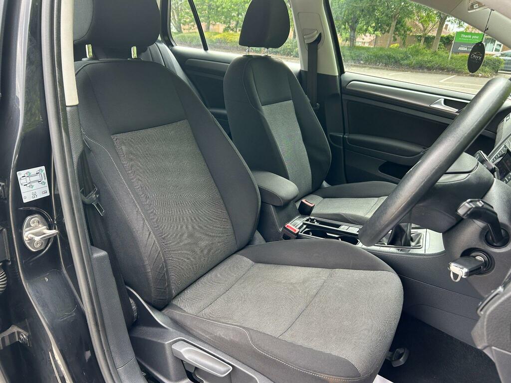 Volkswagen Golf 1.6 Tdi 105 Se Red #15