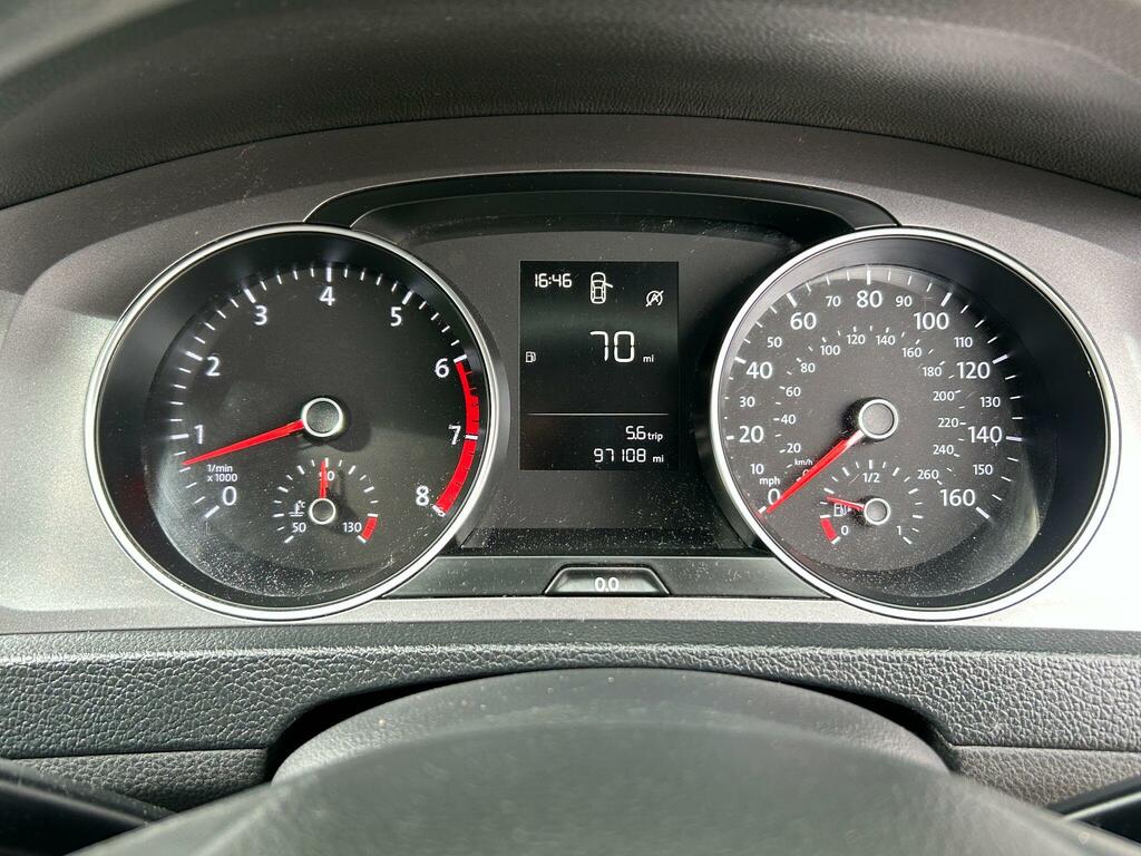 Volkswagen Golf 1.6 Tdi 105 Se Red #22