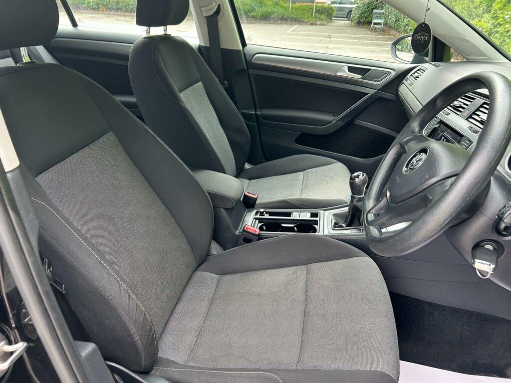 Volkswagen Golf 1.6 Tdi 105 Se Red #16