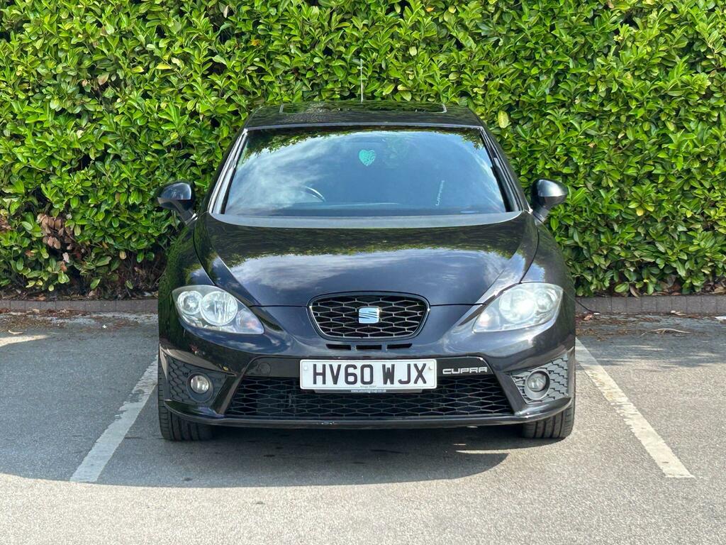 Seat Leon Cupra Black #2