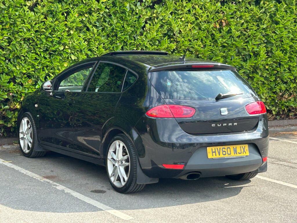 Seat Leon Cupra Black #4