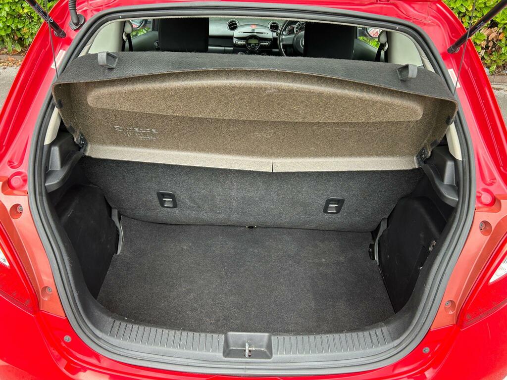 Mazda 2 2012 1.3 Tamura Hatchback Euro 5 White #23