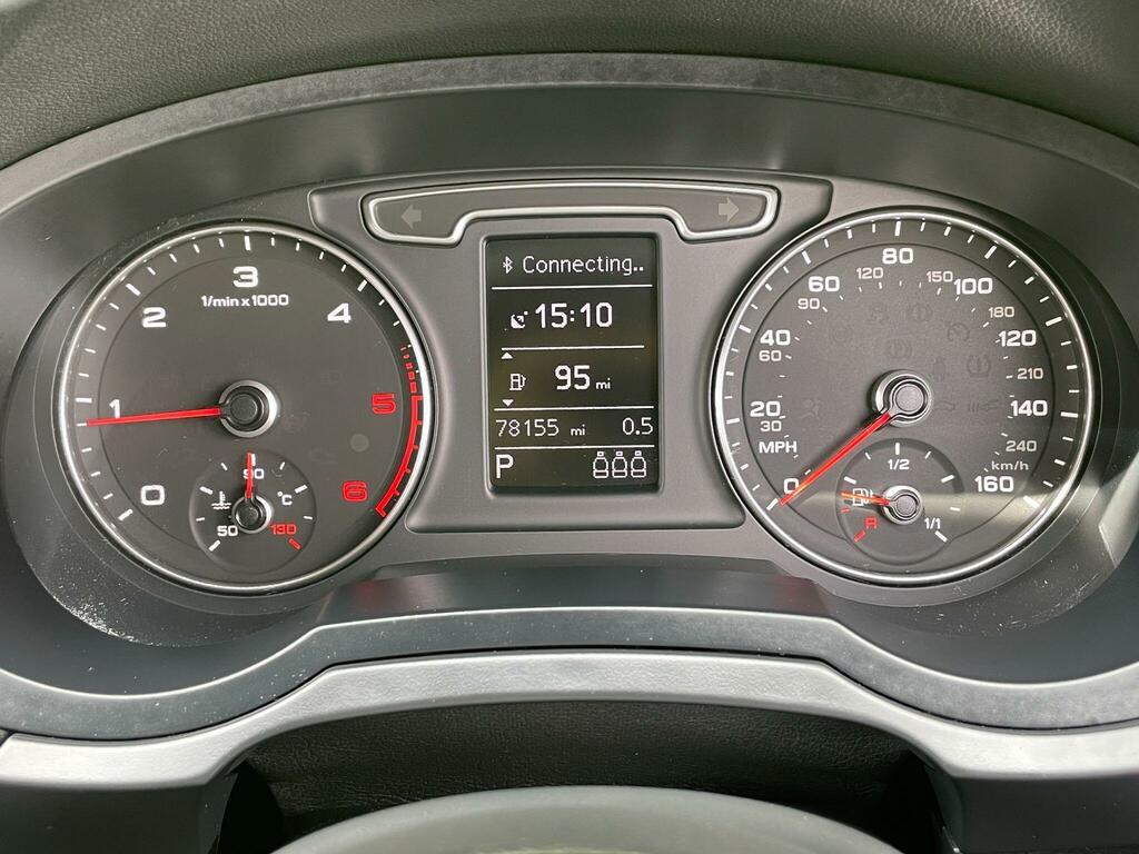 Audi Q3 2.0Tdi S Line Quattro S-tronic Silver #34