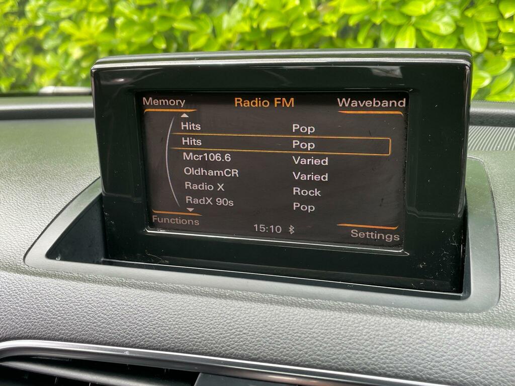 Audi Q3 2.0Tdi S Line Quattro S-tronic Silver #31