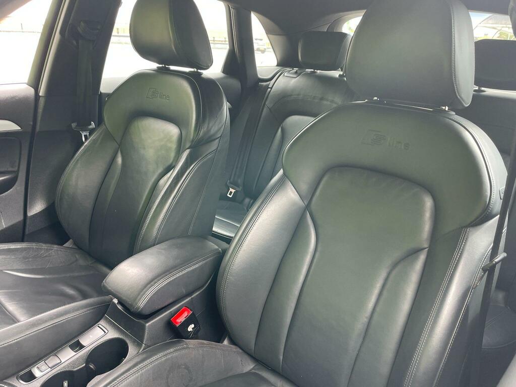 Audi Q3 2.0Tdi S Line Quattro S-tronic Silver #36