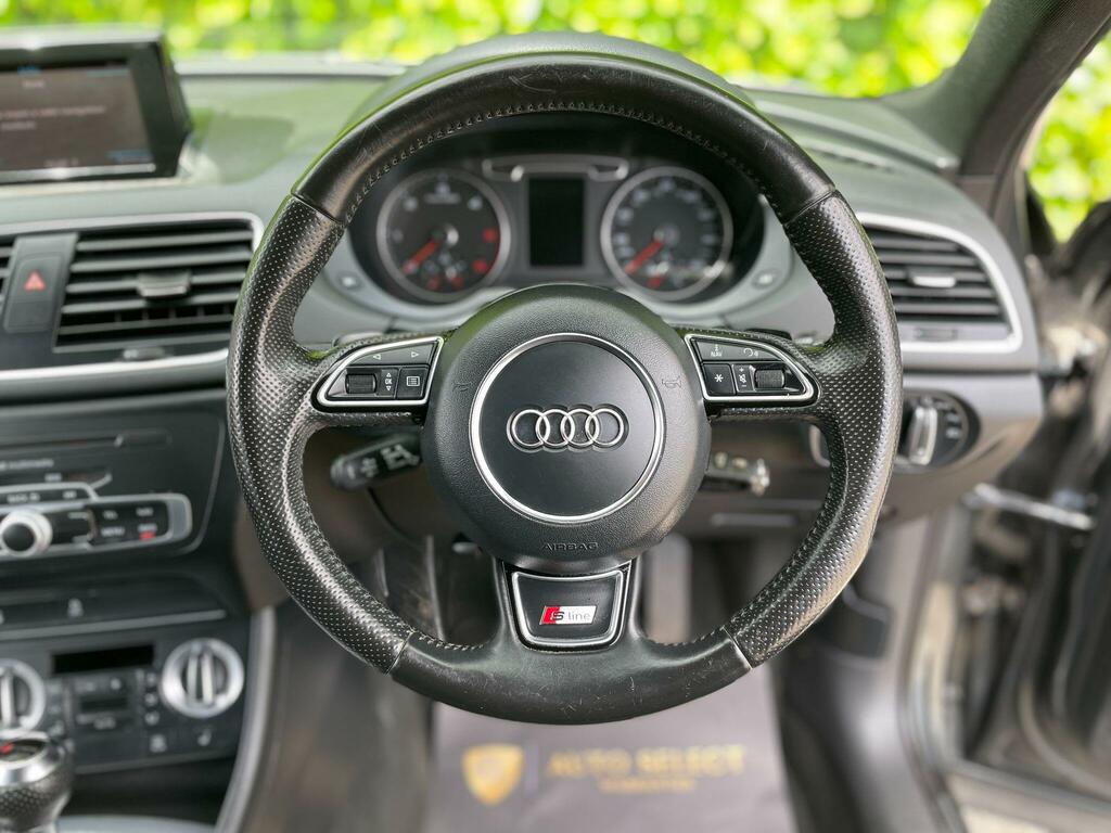 Audi Q3 2.0Tdi S Line Quattro S-tronic Silver #35