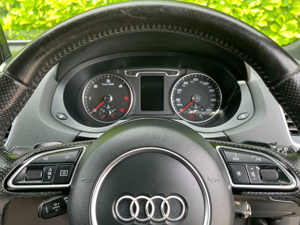 Audi Q3 2.0Tdi S Line Quattro S-tronic Silver #33
