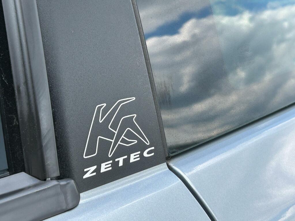 Ford KA Hatchback 1.2 Zetec 200909 Blue #27