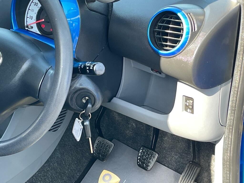 Toyota Aygo Hatchback Blue #18