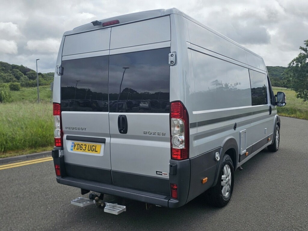 Peugeot Boxer 2.2 Hdi Moto-trek Leisure Silver #2
