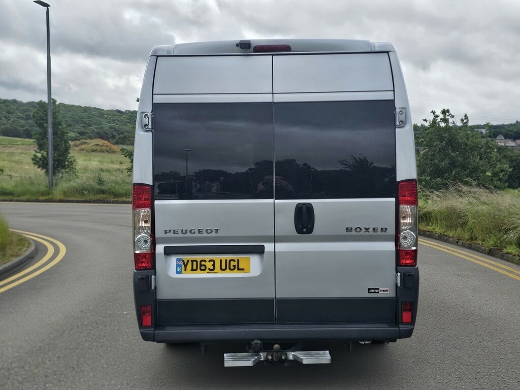 Peugeot Boxer  White #22