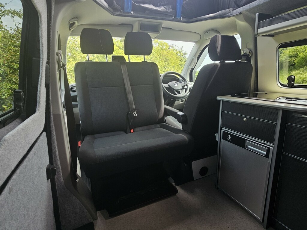 Volkswagen Campervan Campervan 2.0 Tdi T32 Bluemotion Tech Highline Ck Black #22